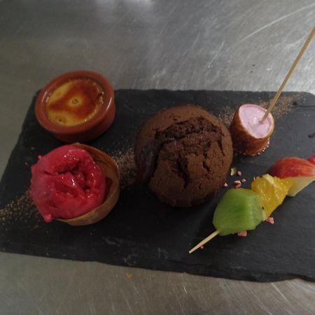 Logis Hotel Restaurant Le Commerce Guichen Kültér fotó